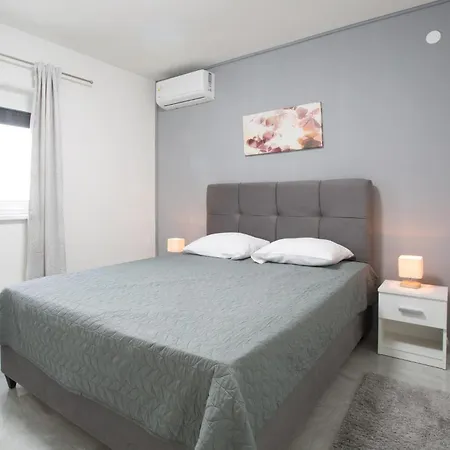 Apartment Beautiful In With Wi-fi